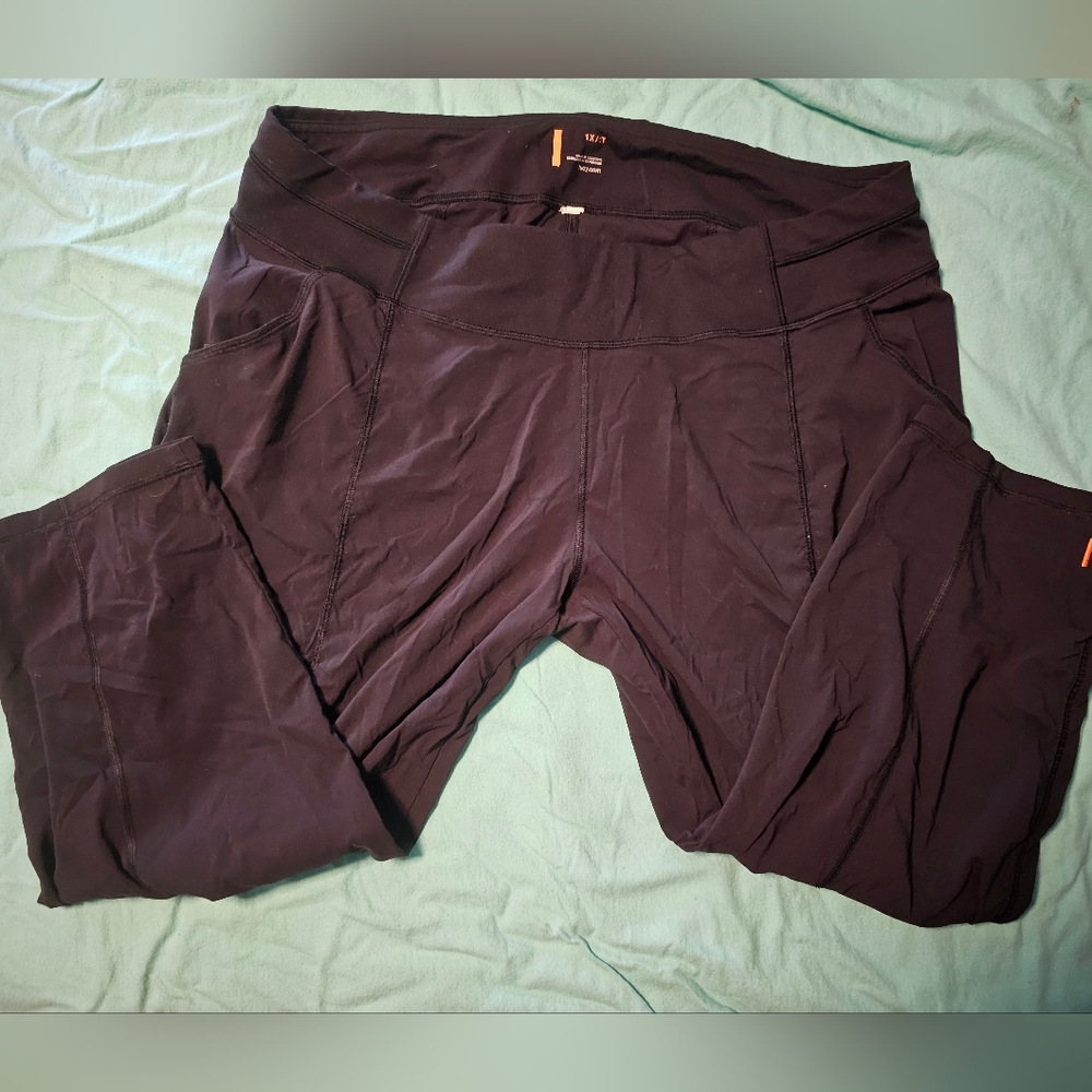 Lucy capri pants